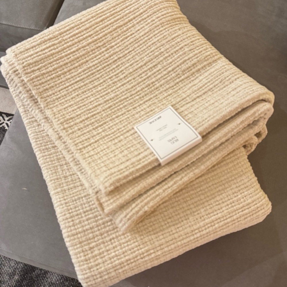 H&M Tapis Rug. - Picture 7 of 7